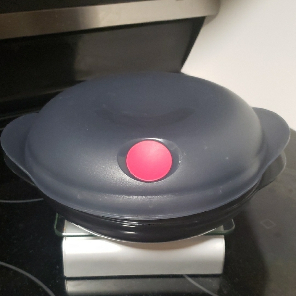 Tupperware Microwave Heat & Serve Model 5434-3 0.7L